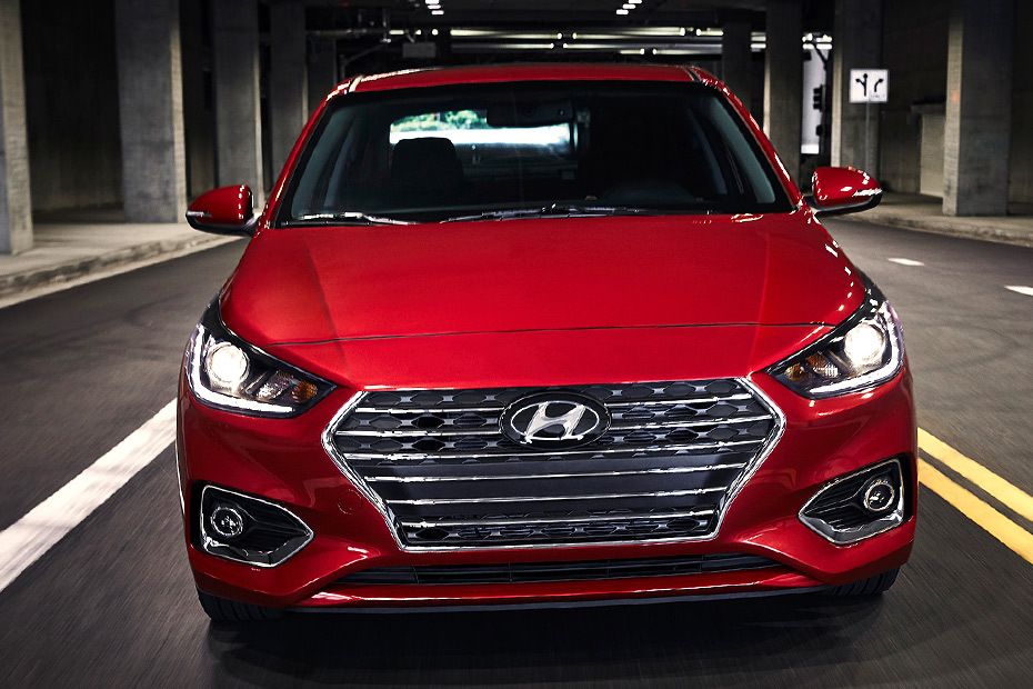 hyundai-accent-2018-full-front-view-269156