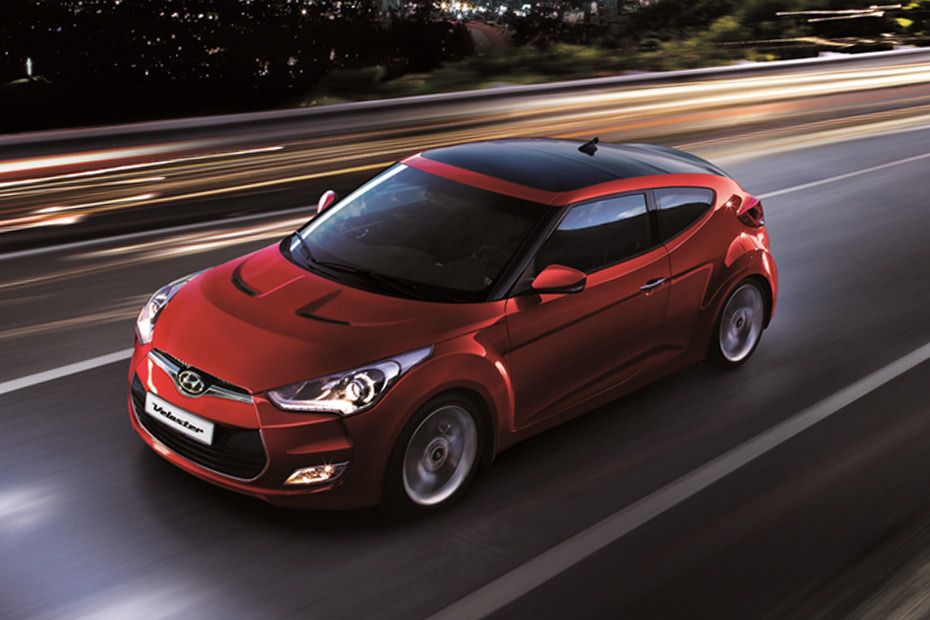 hyundai-veloster-front-cross-side-view-121818