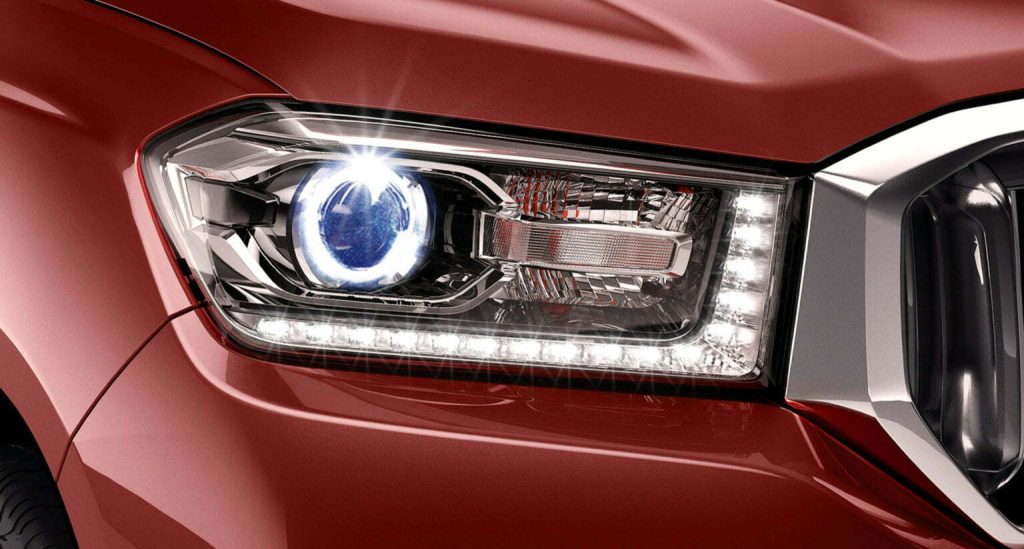 Halogen Headlights with Rear Fog Lamps