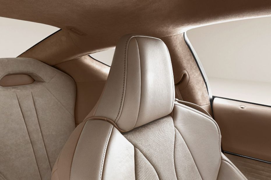 Lexus LC500 2022 Front Seat