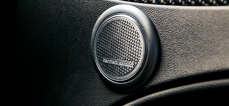 Alfa Romeo Stelvio Estrema 2022 Audio System