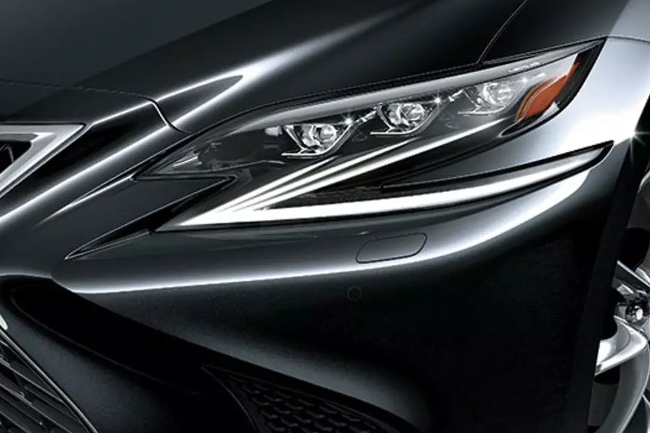 Lexus LS Hybrid 2022 Headlight