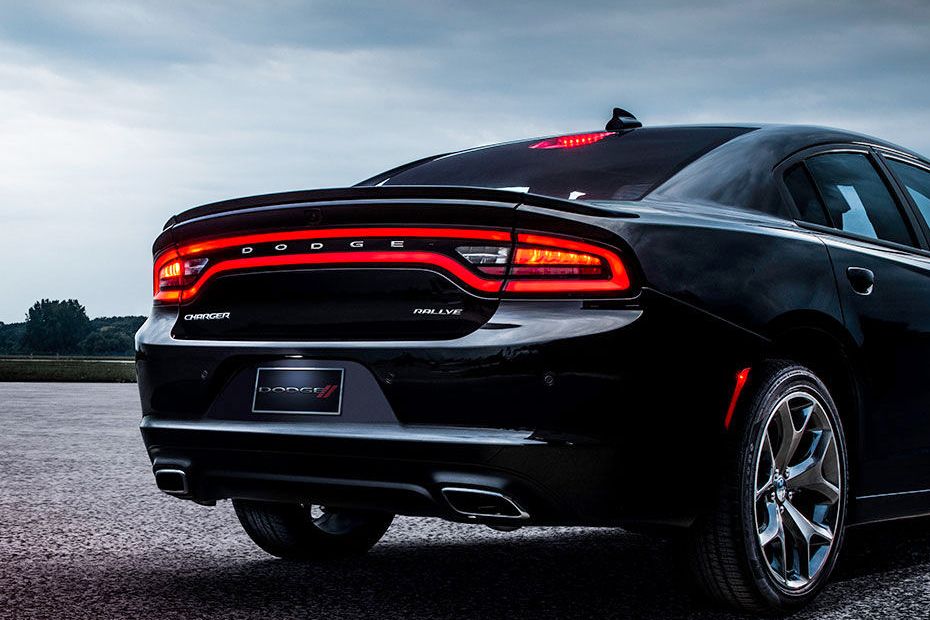 dodge-charger-tail-light