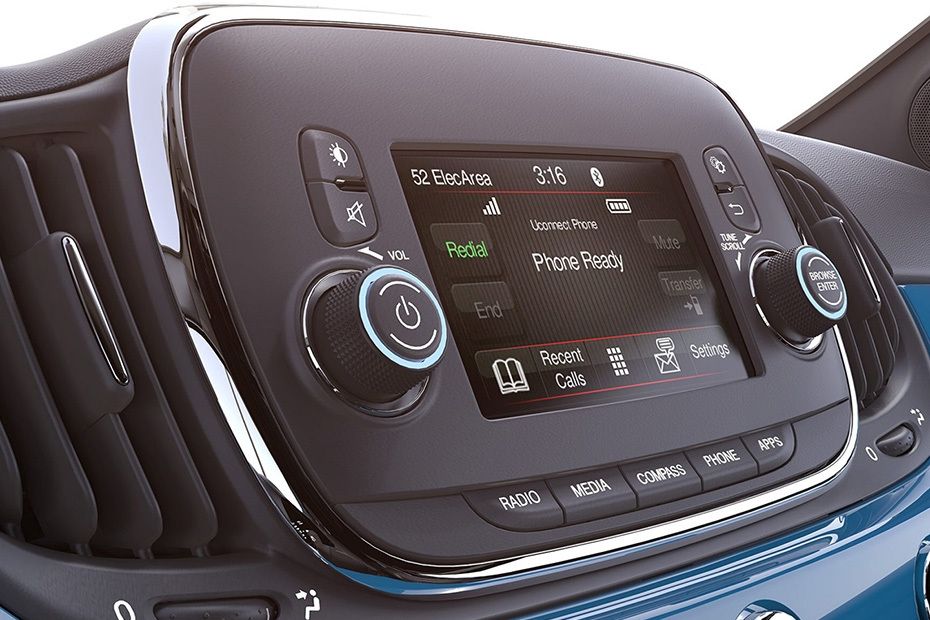 fiat-500-touch-screen