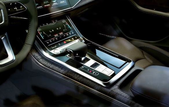 Audi Q8 Gear Shifter