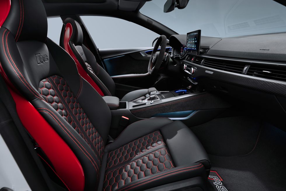 Audi RS5 Sportback front seats view