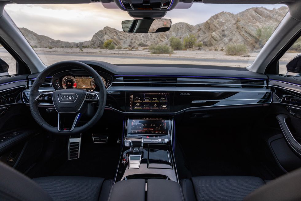 Audi S8 dashboard