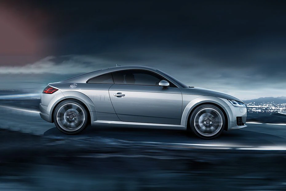 Audi TT Coupe Side View (Right)
