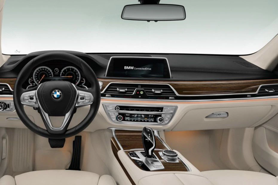 BMW 7 Series Sedan DashBoard