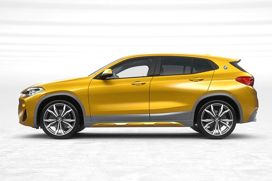 BMW X2 Side View (Left)